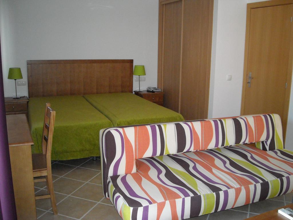 Aparthotel Smy Santa Eulalia Algarve Albufeira Zimmer foto